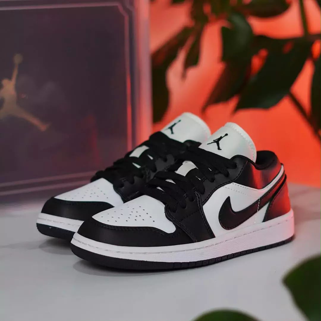 Air Jordan 1 Low – Panda 2023