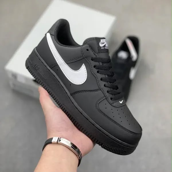 Nike Air Force 1 '07 - Vue 2