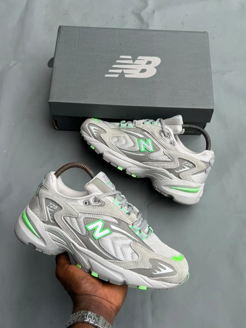 New Balance 725 « Gray/Green »