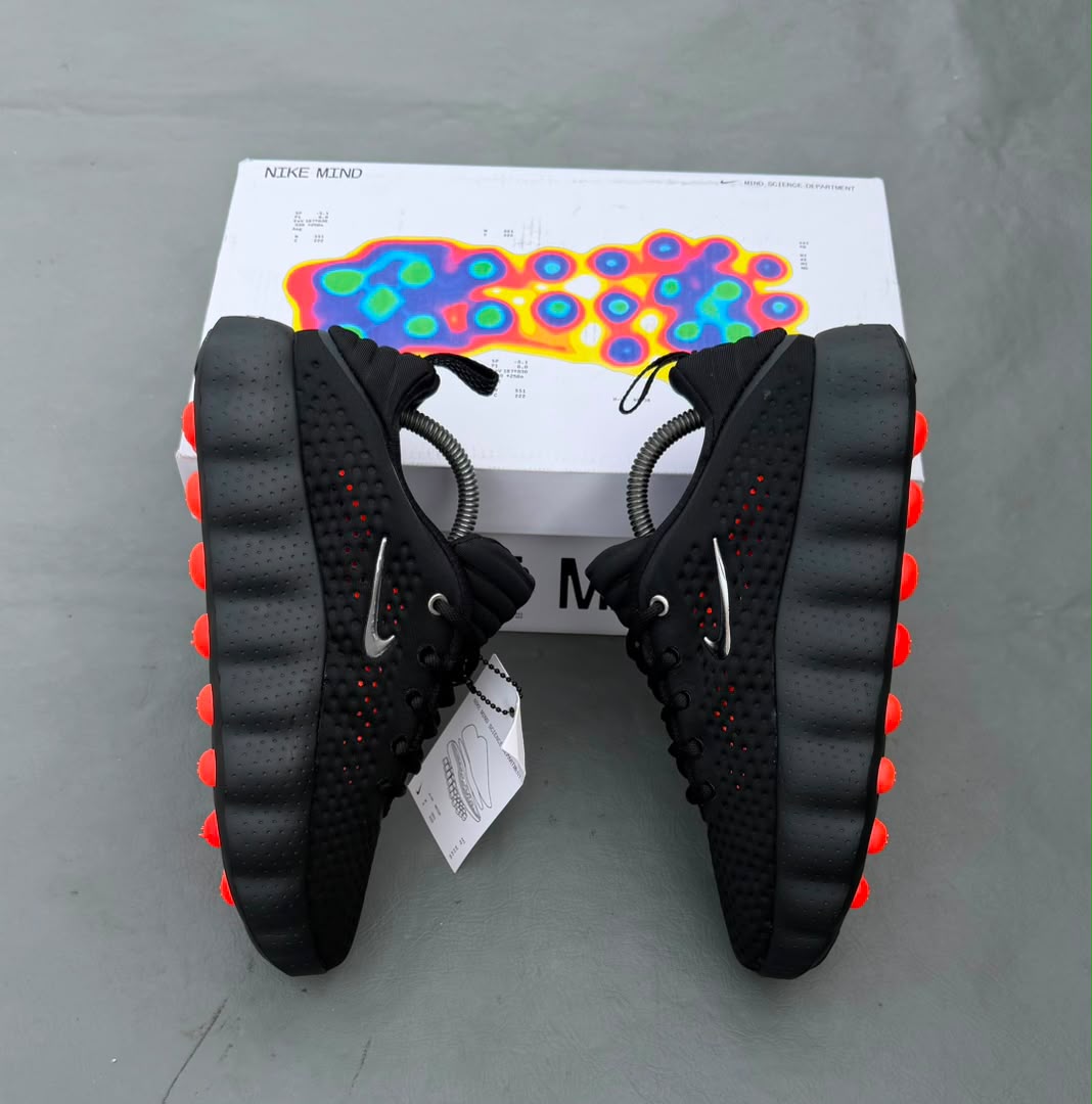 Nike Mind « Black/Red » - Vue 2